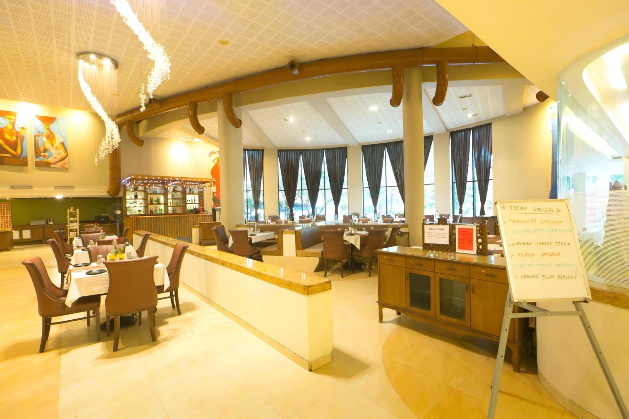 Neelam The Glitz Hotel Calangute Luaran gambar